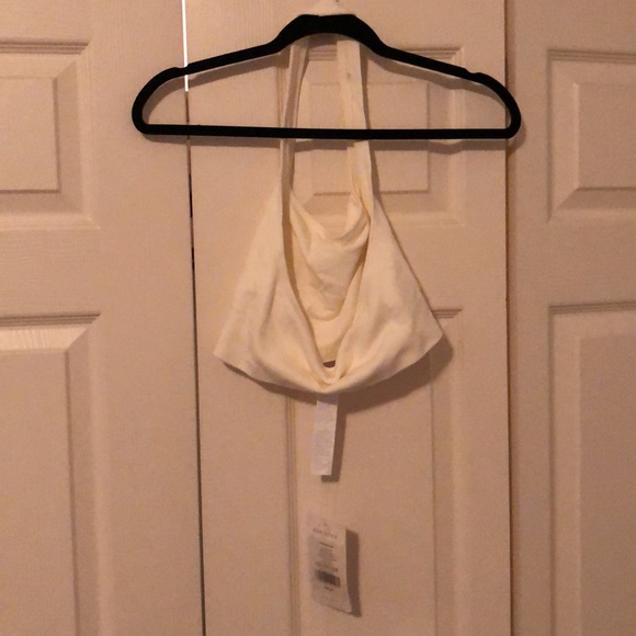 NWT Fabletics sports bra - Picture 2 of 3